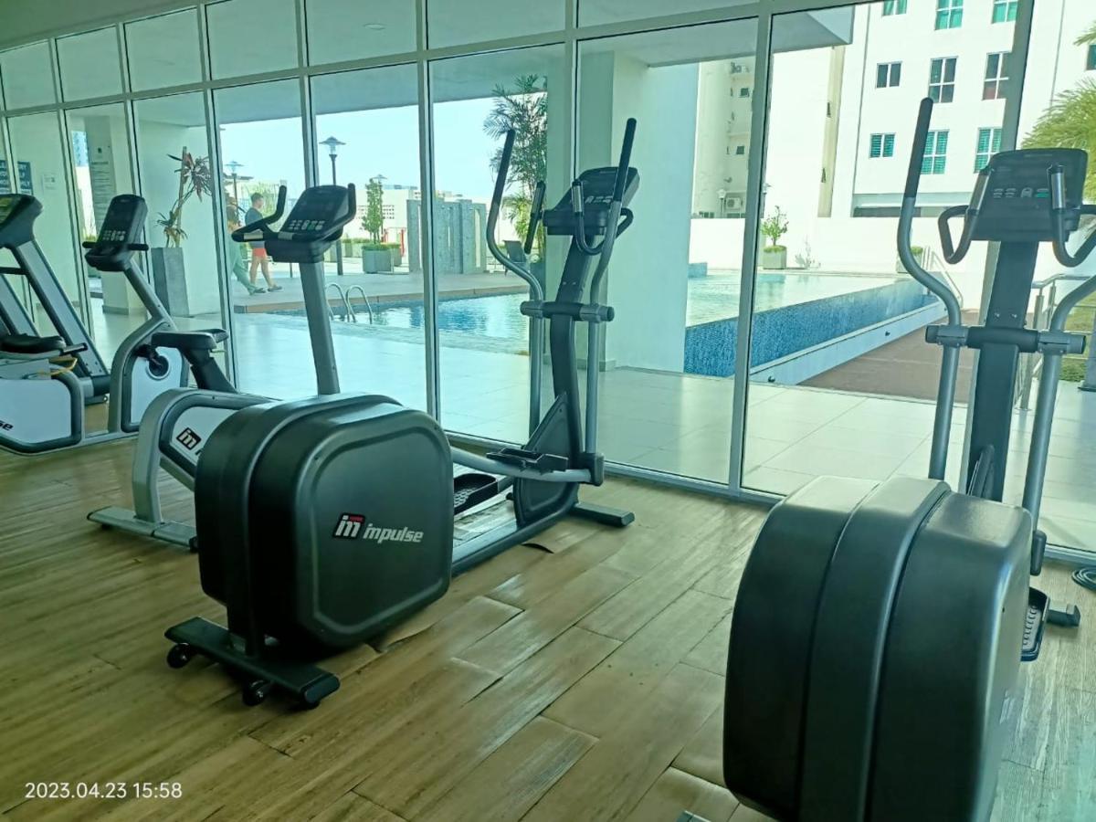 City Town 2-6 Pax Beautiful View Cozy Condo, Jelutong, Georgetown, Centre Heart Of Penang Island, Near Highway Komtar Gurney Екстер'єр фото